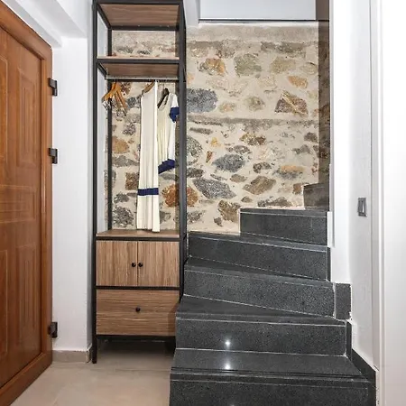 Nymphes House Pefkochori